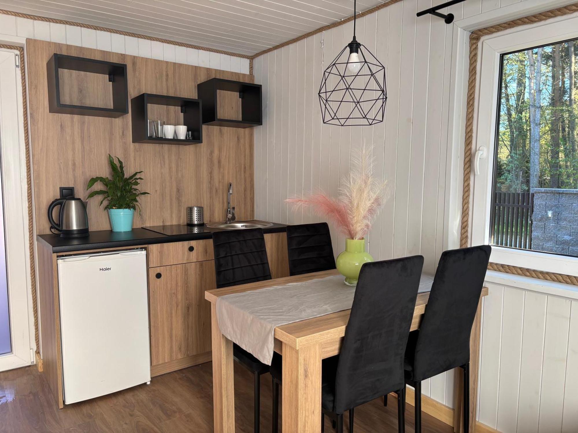 Resort Eden - Domki, Pokoje, Apartamenty Jastrzębia Góra المظهر الخارجي الصورة