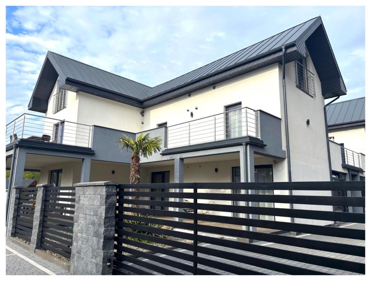 Resort Eden - Domki, Pokoje, Apartamenty Jastrzębia Góra المظهر الخارجي الصورة